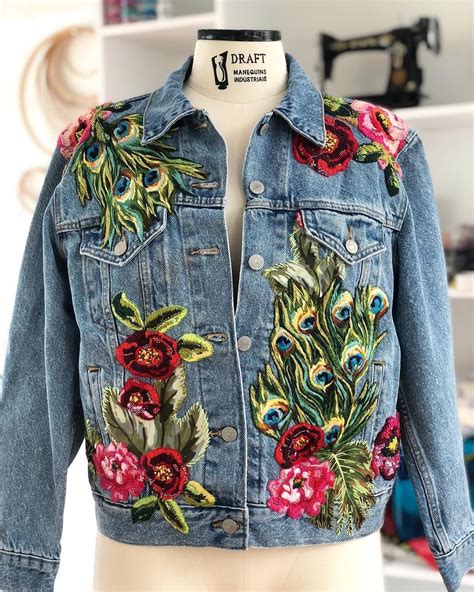 Colorful Embroideries Transforms Humble Denim Jackets Into Wearable Works Of Art Blusas