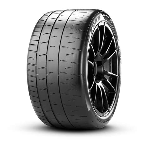 P Zero™ Trofeo R - Motorsport Tyres | Pirelli