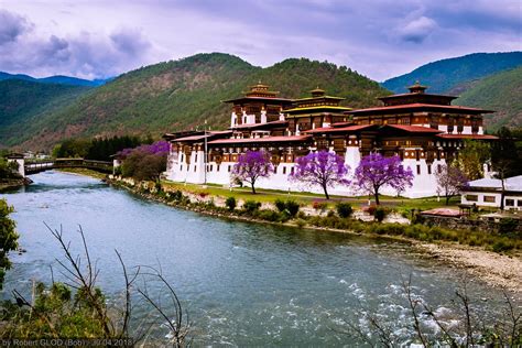 Punakha Thimphu Highway View Of The Punakha Dzong Near Flickr