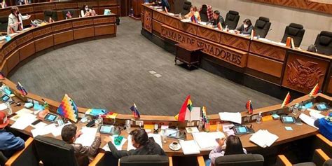 Senado aprobó un proyecto de ley que elimina las salas constitucionales