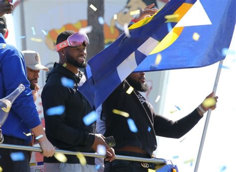 Rams Victory Parade See Photos From The Super Bowl Celebration