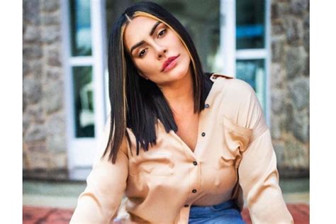 Cleo Pires relembra infância Fábio Júnior Vida de princesa