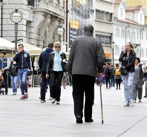 Na Pola Radnog Vremena U Hrvatskoj Trenutno Radi Tisu A Umirovljenika