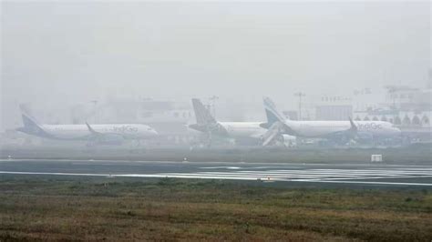 Delhi airport issues advisory amid fog conditions; advises passengers ...