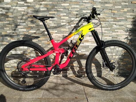 Trek Slash 9 8 XT M Project One Bikemarkt MTB News De