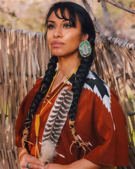 Pin By Deriviere On Les Indiens Du Monde In 2024 American Indian Girl