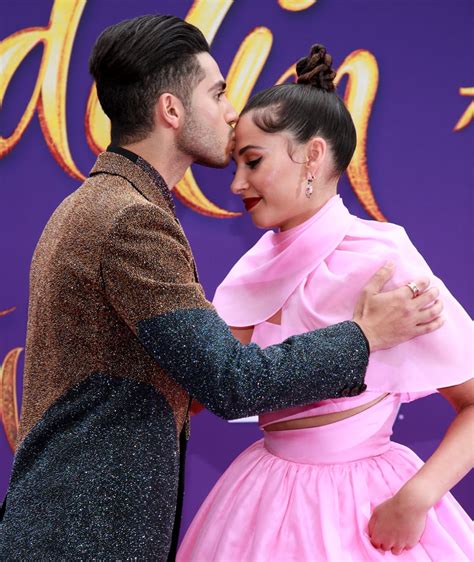 Mena Massoud and Naomi Scott at the Aladdin Premiere 2019 | POPSUGAR ...