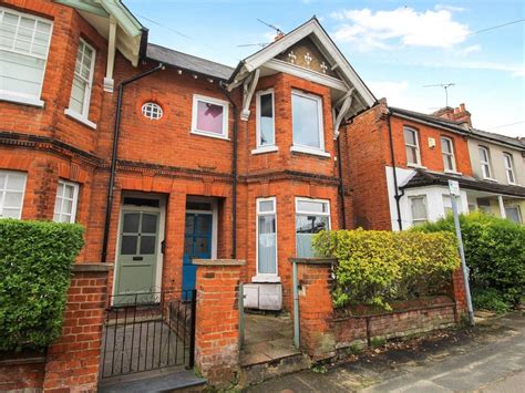 2 Bed Flat For Sale In St Georges Road Aldershot Hampshire Gu12 Zoopla