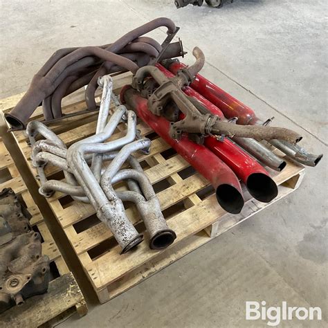 Small Block Chevy Exhaust Pieces Bigiron Auctions