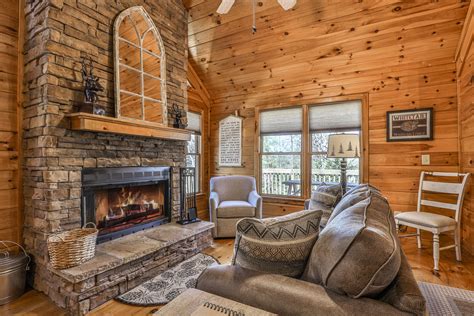 Mountain Oasis Cabin Rentals North Ga Vacations Ellijay Getaways