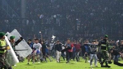 Mengerikan 127 Orang Tewas Dalam Kerusuhan Di Stadion Kanjuruhan