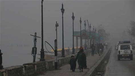 Srinagar Records Seasons Coldest Night As Cold Wave Grips Kashmir