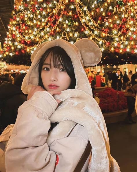 月野ももさんのインスタグラム写真 月野ももinstagram 「今年もクリスマスシーズン🎄のディズニー行けてよかった💕この時期が1番好き