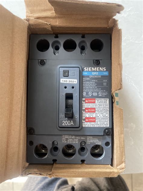 Siemens 3 Pole 200 240V Circuit Breaker QR23B200 804766136665 EBay