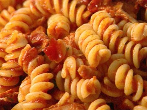 Fusilli With Tuna And Tomato Sauce Recipe Giada De Laurentiis Food