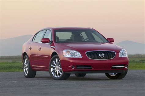 2011 Buick Lucerne Review, Specs, Pictures, Price & MPG