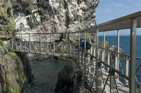 Der Klippenpfad The Gobbins Spektakuläre Wanderung am Rande des