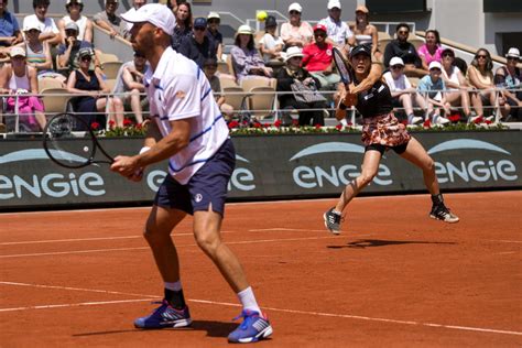 【全仏テニス】混合ダブルス決勝で加藤未唯組が優勝の快挙 ダブルスで不本意失格の無念晴らす テニス写真ニュース 日刊スポーツ