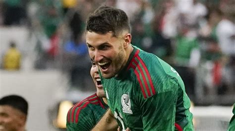 Selección Mexicana Santi Giménez El Jugador Más Joven En Anotar En Una Final De Copa Oro