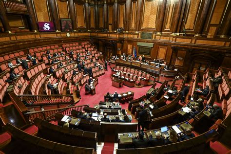 Cosa Penso Della Corsia Preferenziale Per I Ddl Del Governo Scrive