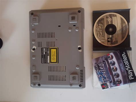 Konsola Playstation Psx Sprawna Z Gr W Bdb Stanie Tanowo Olx Pl