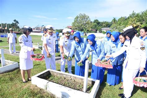 Peringati Hari Armada Tahun Keluarga Besar Tni Al Di Sorong