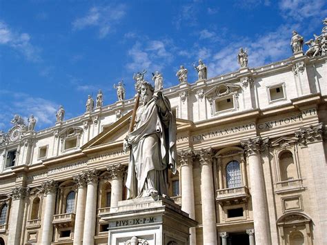 St. Peter's Basilica Statues Explained