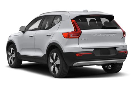 2021 Volvo Xc40 Specs Prices Mpg Reviews And Photos