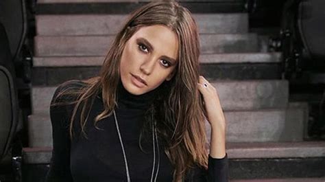 Serenay Sarikaya Celebrity Age Weight Height Net Worth Dating Facts