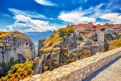 Roussanou Monastery in Meteora, Greece | Greeka