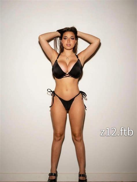 Latest Hot Sofia Gomez Bikini Pics