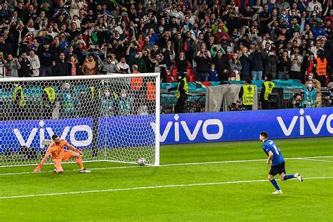 Italia Derrota A España En Penales Y Se Clasifica A La Gran Final De La Euro 2020 Radiohouse