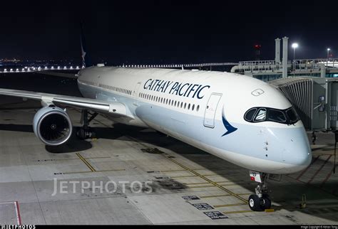 B LXP Airbus A350 1041 Cathay Pacific Airways Adrian Tong JetPhotos