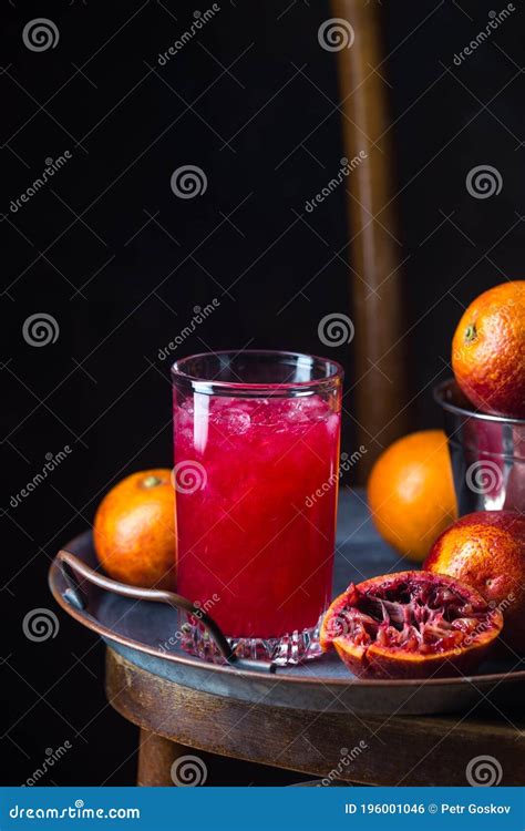 Suco de laranja sanguíneo foto de stock Imagem de siciliano 196001046