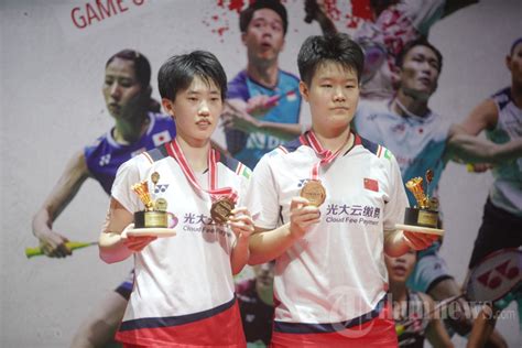 Liu Sheng Shu Zhang Shu Xian Juara Ganda Putri Indonesia Masters Foto