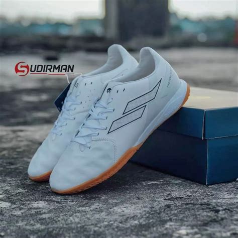 Jual Mills Sepatu Futsal Triton Sabre In Shopee Indonesia