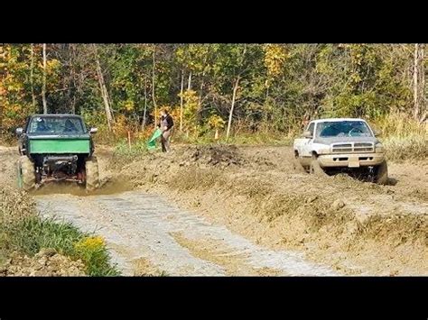 Dodge RAM Truck Mud Drag Racing in Mud Bog | Dodge trucks ram, Mud ...