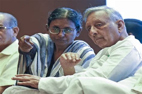 Mani Shankar Aiyar Calls Pakistani People Biggest Asset Of India