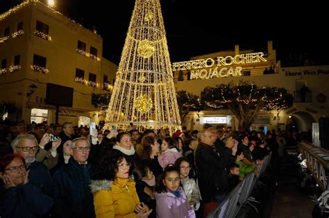 Las Mejores Imágenes De La Iluminación Navideña De Mojácar Con Las