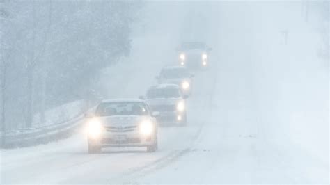 Val De Ninsori N Rom Nia Ninge Viscolit Centrul Infotrafic Anun