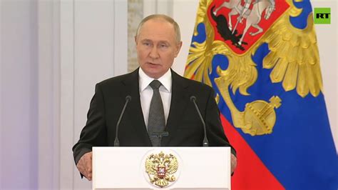 Putin presents awards to ‘Heroes of Russia’ On Air — RT