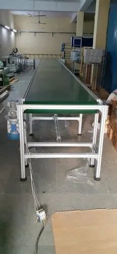 Ritika Mild Steel Belt Conveyors Capacity 1 50 Kg Per Feet Material Handling Capacity 300 Kg