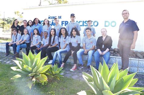 Vereadores mirins de Penha fazem visita técnica em São Francisco do Sul