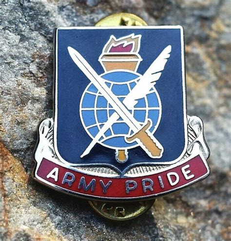 Rare Us Army Vietnam Dui Enamel Army Pride Th Adjutant General Bn