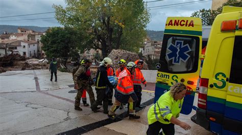 Spanien Mehr Als Tote Durch Sturzfluten Bilder Der Katastrophe