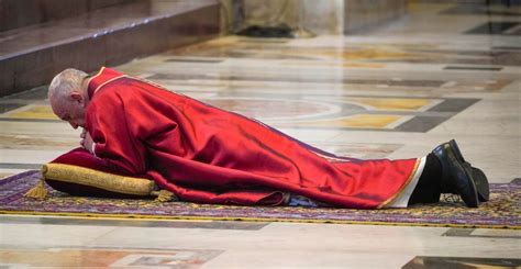 La Via Crucis Di Papa Francesco Senza Fedeli