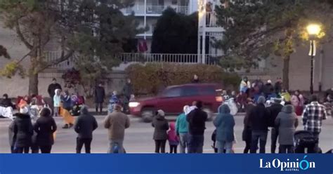 Video Terror En Un Desfile De Navidad En Wisconsin Una Camioneta