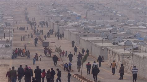 Turkey completes most of 'new city' for Syrian refugees