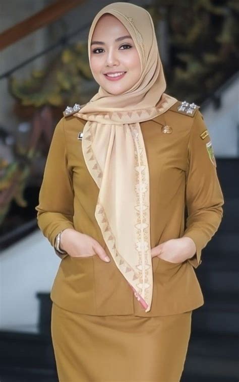 Pin Oleh Kongazizi Di Pretty Muslimah Di Gaya Busana Pakaian