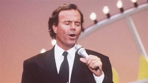 Julio Iglesias Pauvres Diables Pobre Diablo Youtube